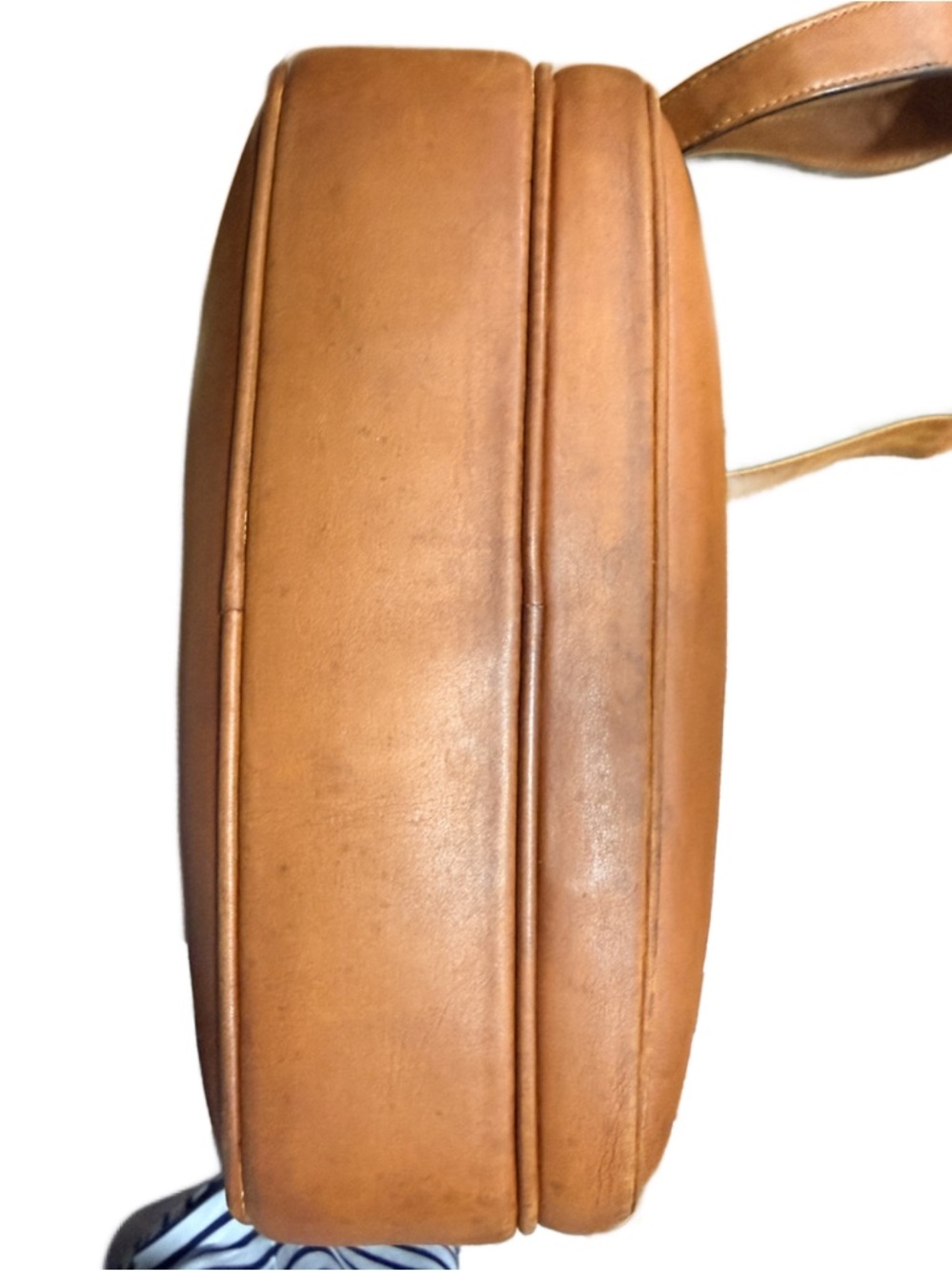 Gucci Leather Crossbody Bag with Sherry Web and Leather Strap - Picture 6 of 16